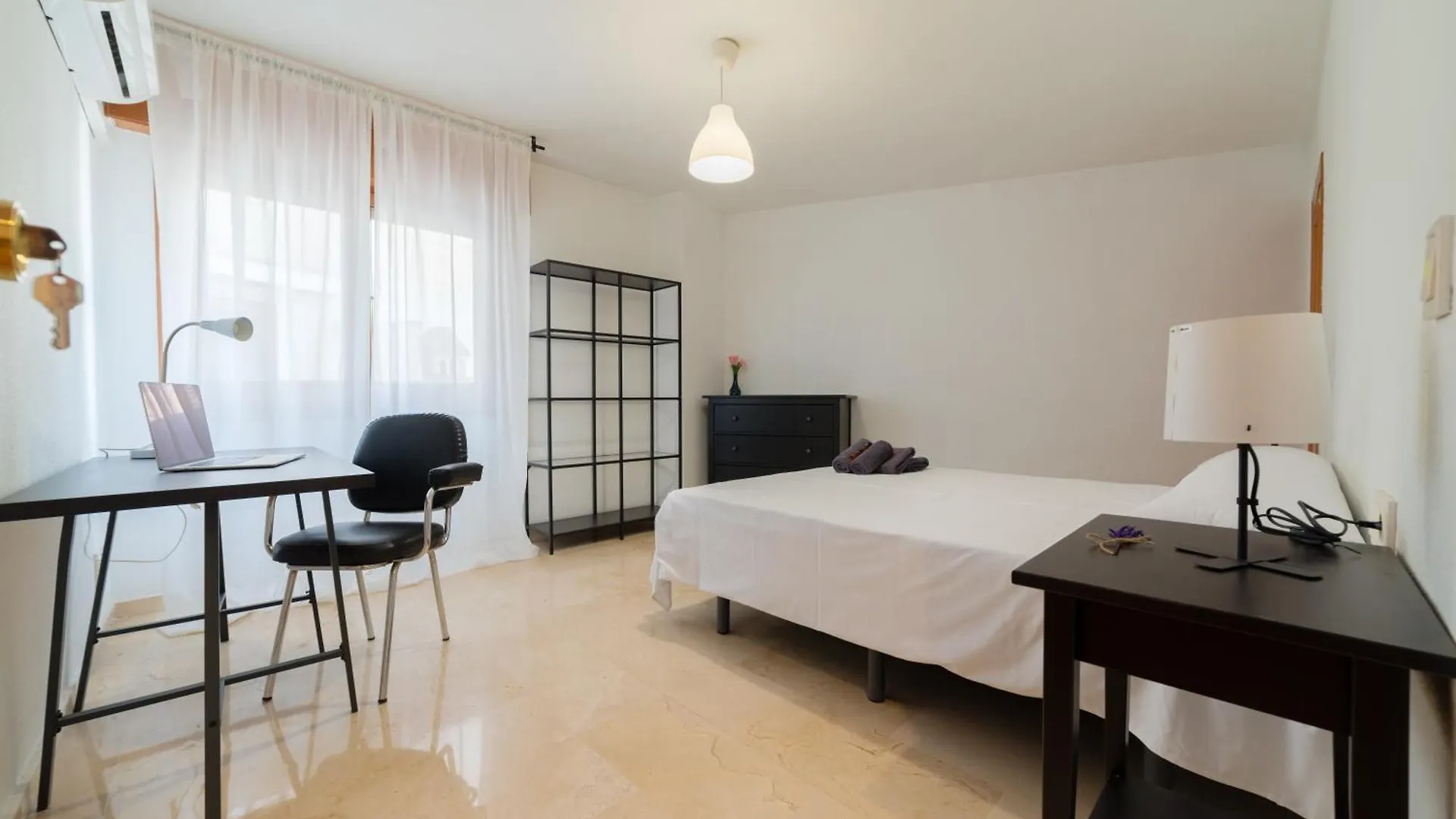 Trendyrooms Granada, Centro A 10 Minutos Andando 0*, Granada España